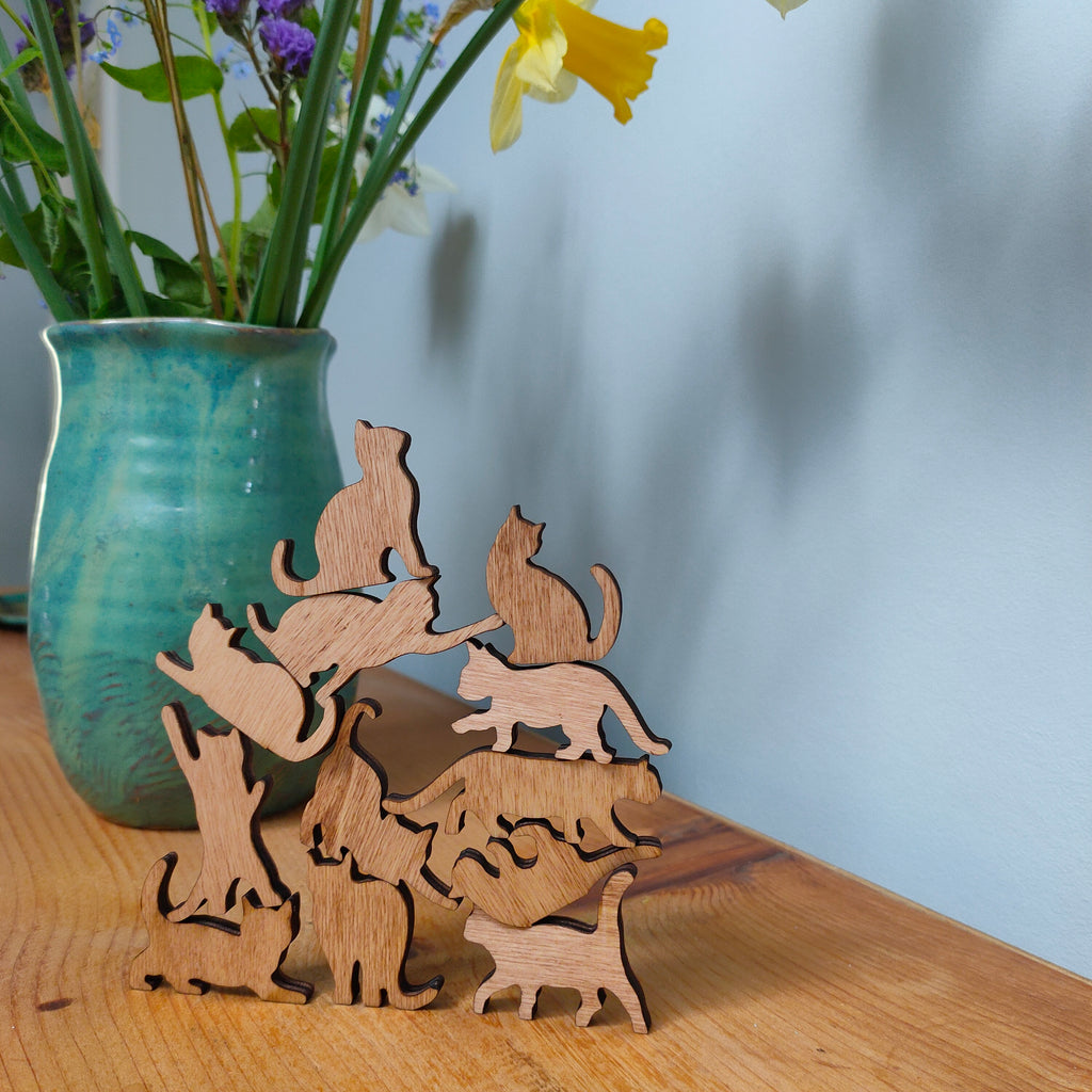 Stack the Cats! – Knightingale Crafts